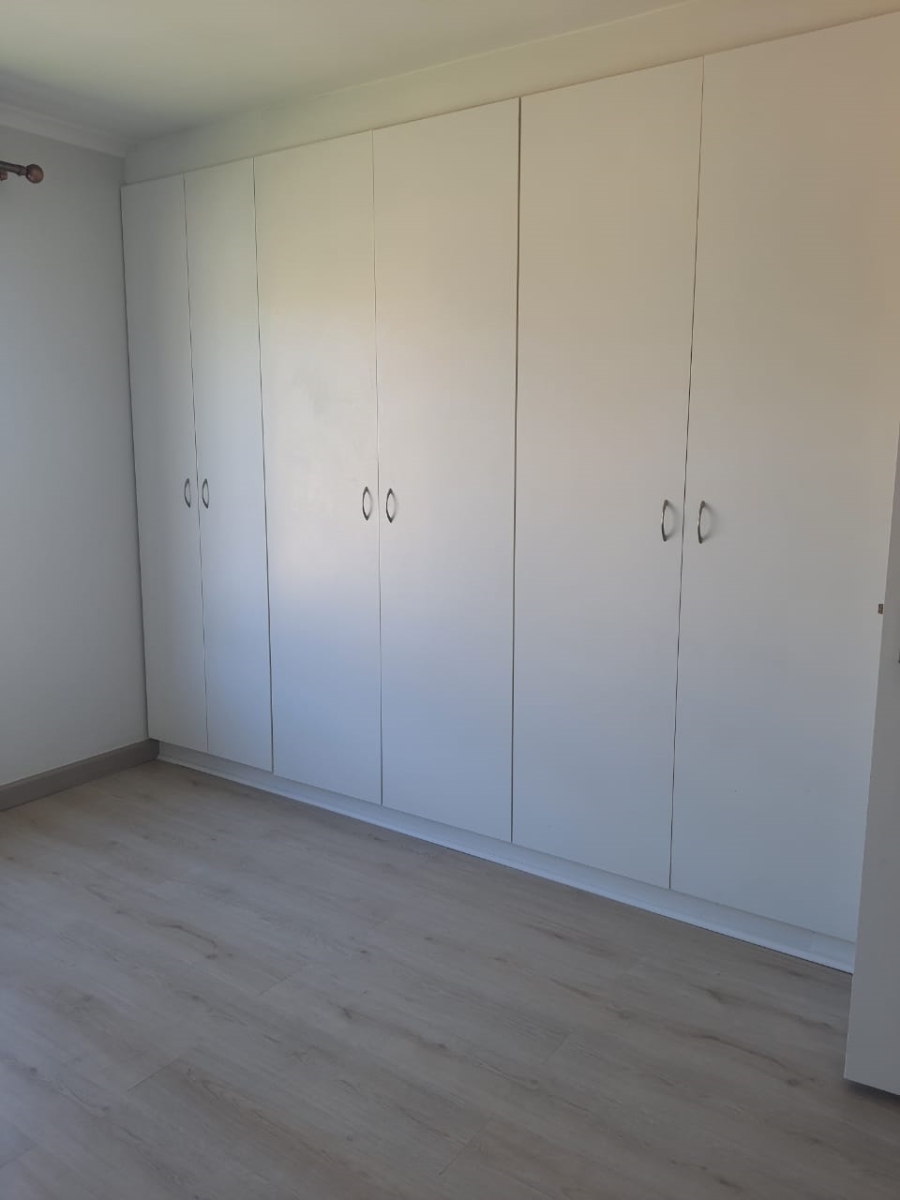 To Let 2 Bedroom Property for Rent in Gordons Bay Central Western Cape